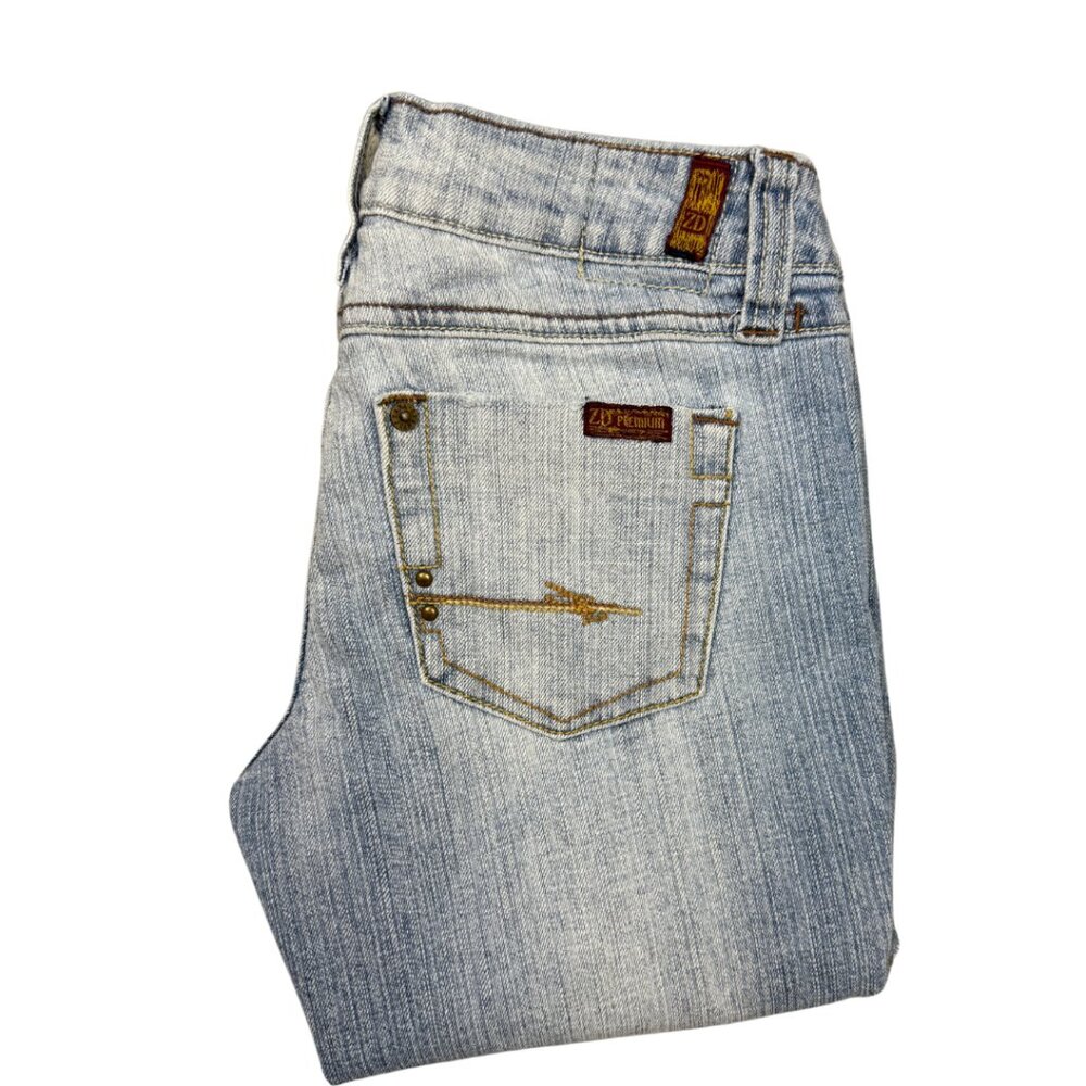 Low-Rise Y2K Zana Di Light Wash Denim Capris with Gold Arrow Stitching
